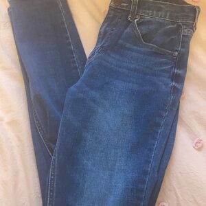 Aeropostale distressed skinny jeans